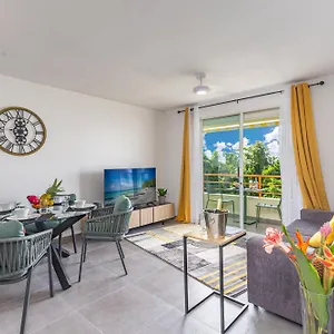 https://villa-navira-appartement-real.comcaribbean.com